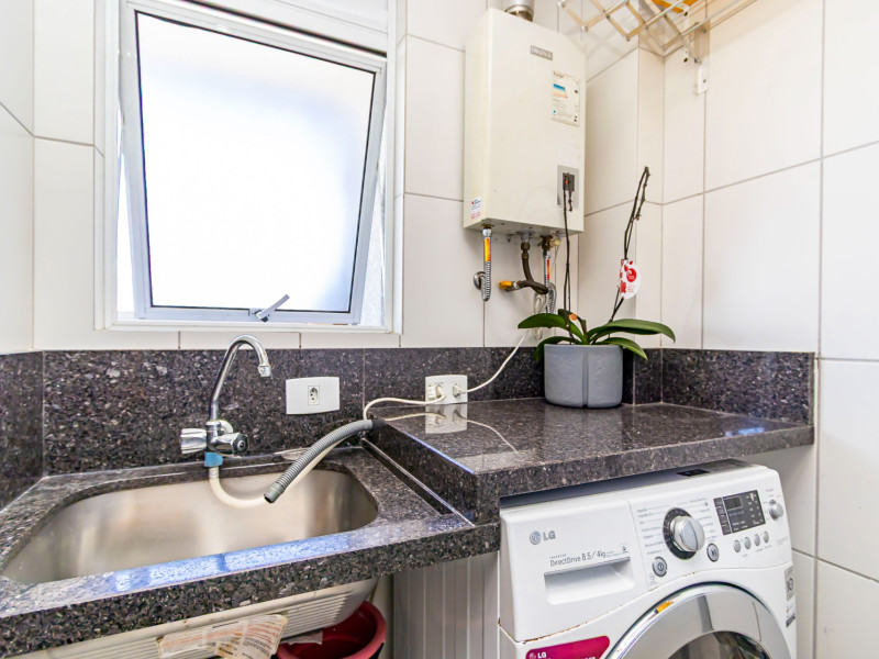Apartamento à venda Juvevê com 55m² e 2 quartos por R$ 599.000 - lavanderia.jpg