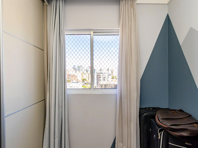 Apartamento à venda Juvevê com 55m² e 2 quartos por R$ 599.000 - quarto-menor-ou-escritorio.jpg