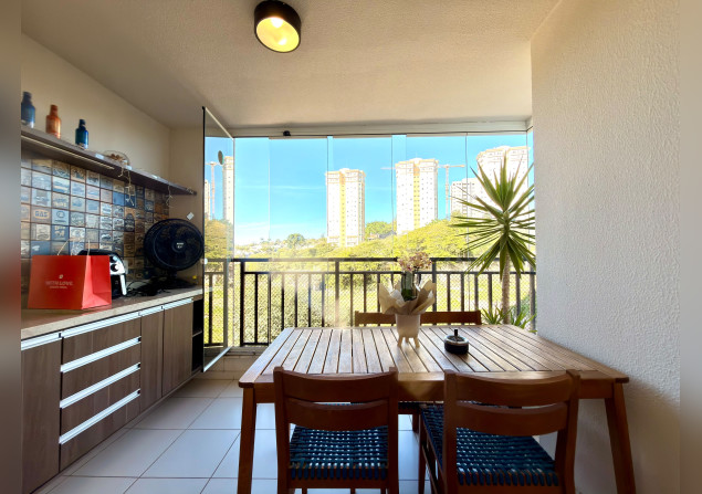 imóvel com 77m²