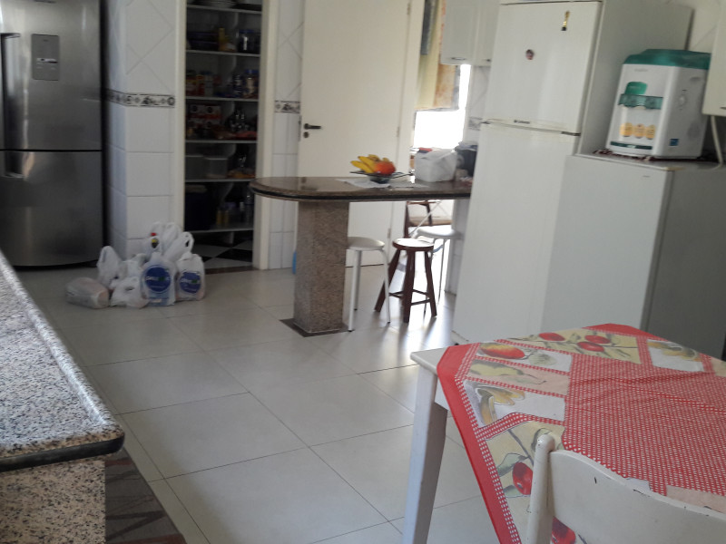 Casa de condomínio à venda Vargem Pequena com 331m² e 5 quartos por R$ 690.000 - 10z-cozinha.jpg