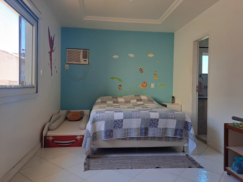 Casa de condomínio à venda Vargem Pequena com 331m² e 5 quartos por R$ 690.000 - 14-suite-3.jpg