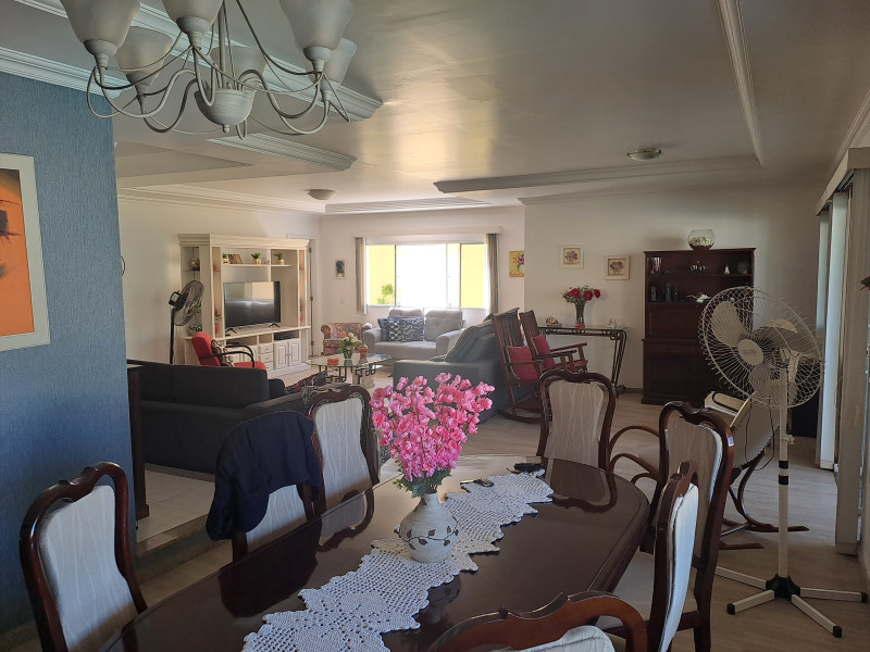 Casa de condomínio à venda Vargem Pequena com 331m² e 5 quartos por R$ 690.000 - 7-sala.jpg