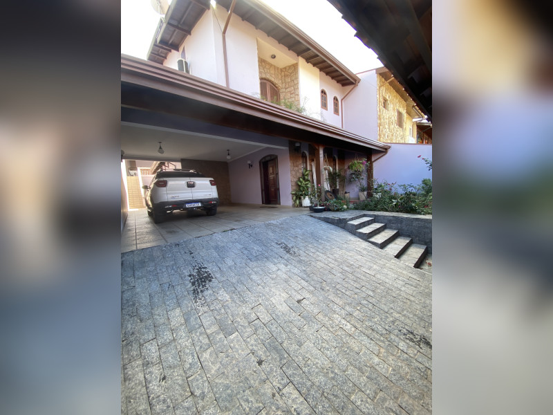 Casa à venda Parque da Figueira com 350m² e 4 quartos por R$ 1.190.000 - img-4886.jpeg