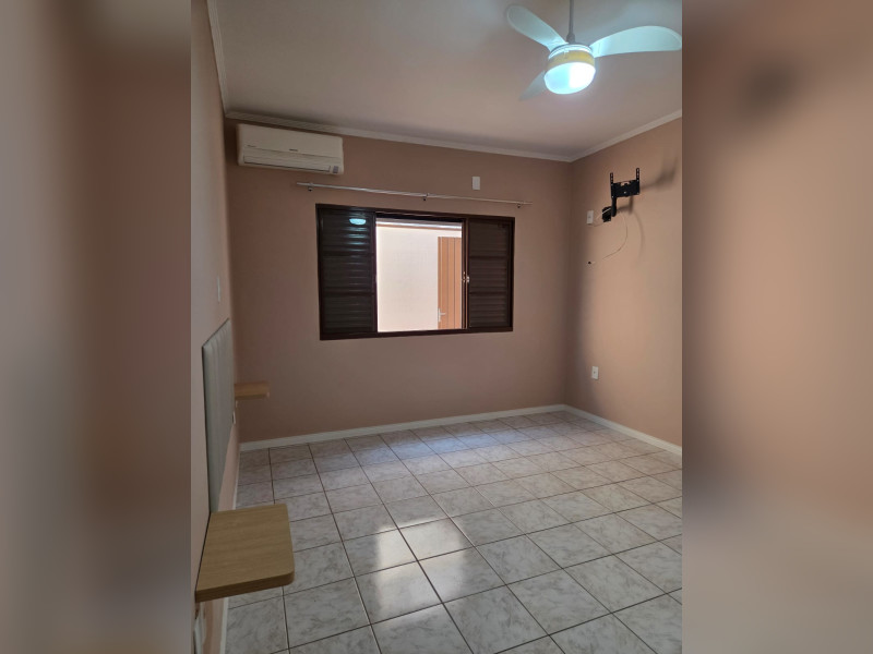 Casa à venda Jardim Icatu com 174m² e 3 quartos por R$ 850.000 - suite.jpeg