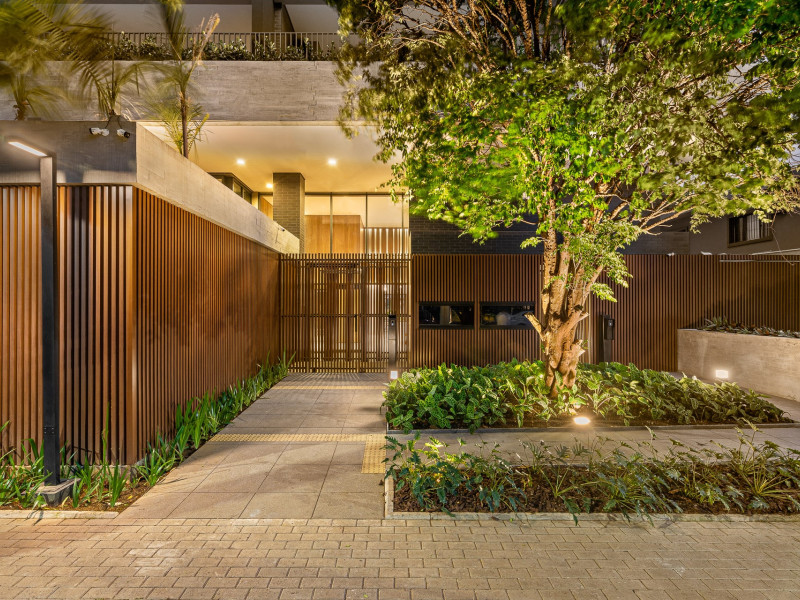 Apartamento à venda Brooklin Paulista com 147m² e 3 quartos por R$ 2.550.000 - verthaus-entrada-noite-min.jpg