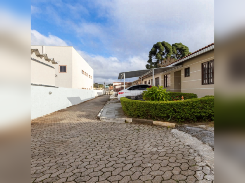 Casa de condomínio à venda Fazendinha com 104m² e 3 quartos por R$ 468.000 - municipio-curitiba-uf-pr-area-total-10476-m2-area-privativa-6256-m2-area-terreno-10400-m2-topografia-plano-face-do-imovel-norte-face-do-apartamento-norte-tipo-de-uso-residencial-dormitorios-3-b-3.png
