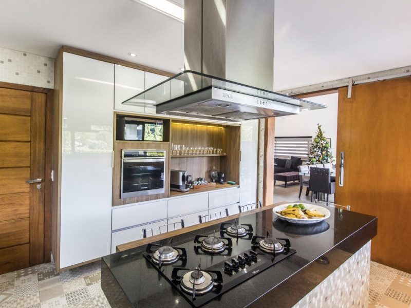 Casa de condomínio à venda Alphaville com 400m² e 5 quartos por R$ 4.790.000 - img-8373.jpeg
