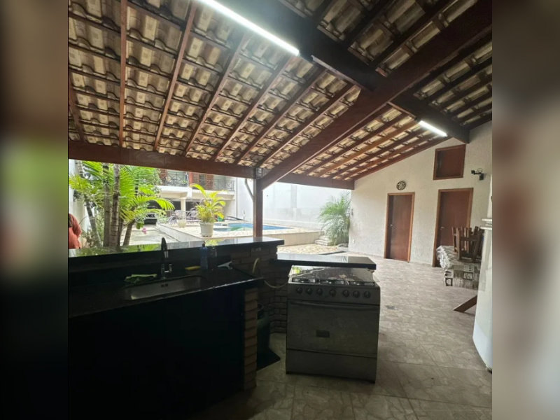 imóvel com 434m² - Jardim Mexico - Itatiba