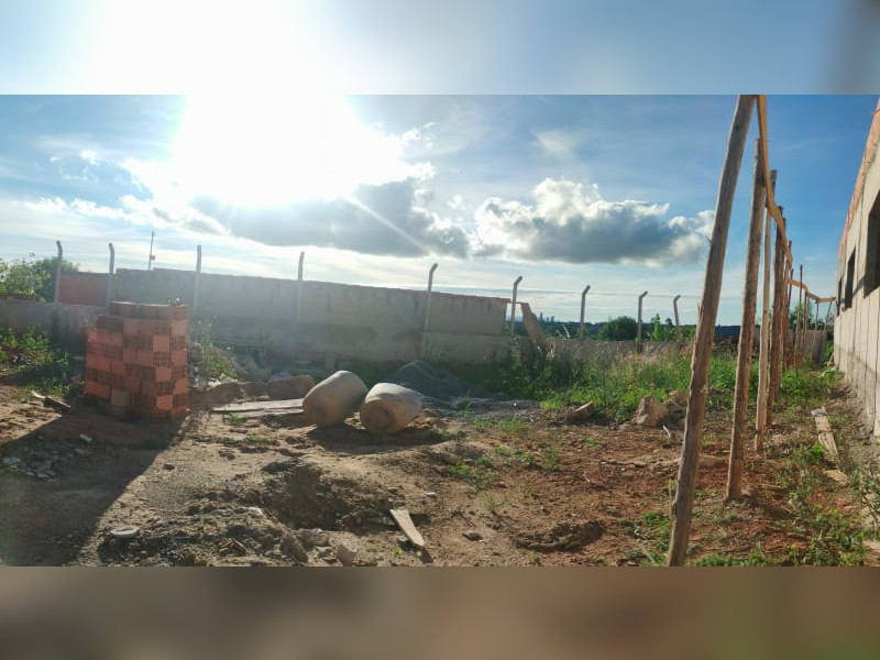 imóvel com 1340m² - Centro - Piedade