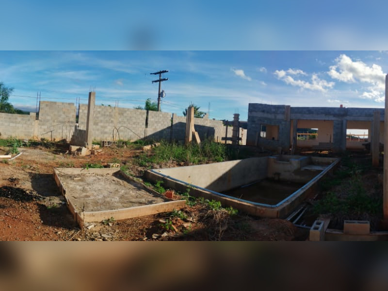 imóvel com 1340m² - Centro - Piedade