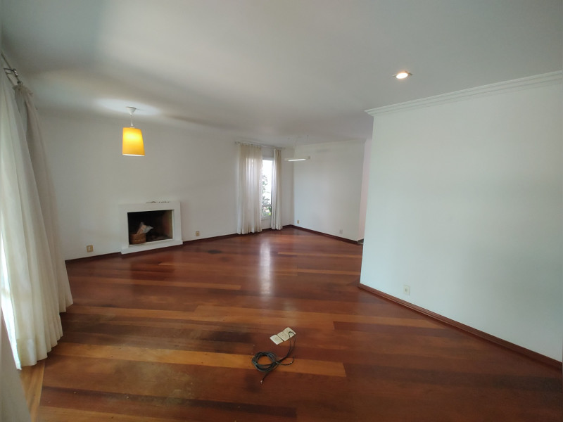 imóvel com 175m² - Centro de Apoio I (Alphaville) - Santana de Parnaiba