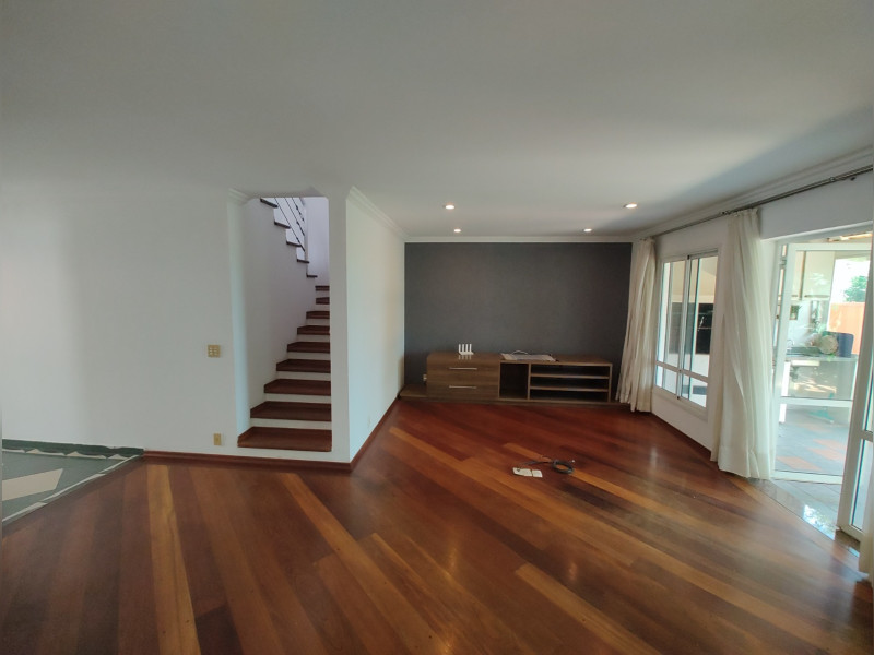 imóvel com 175m² - Centro de Apoio I (Alphaville) - Santana de Parnaiba