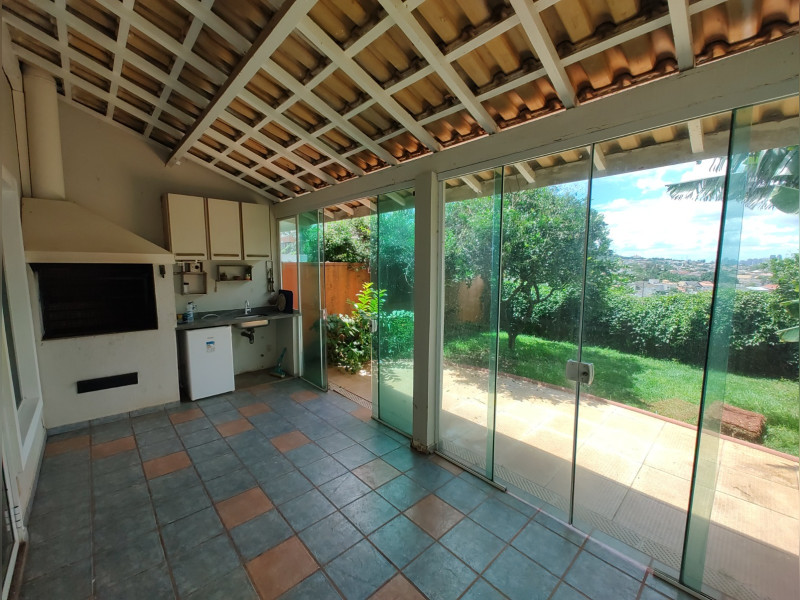 imóvel com 175m² - Centro de Apoio I (Alphaville) - Santana de Parnaiba