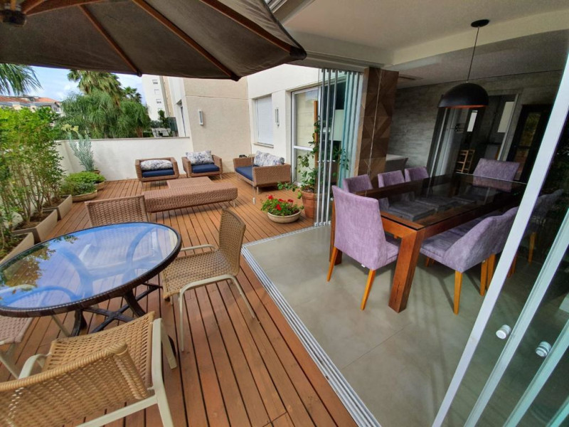 imóvel com 215m² - Jardim Europa - Porto Alegre