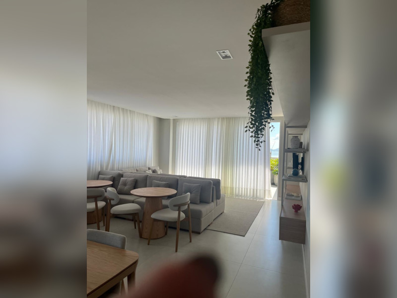 imóvel com 66m² - Barreiros - São José