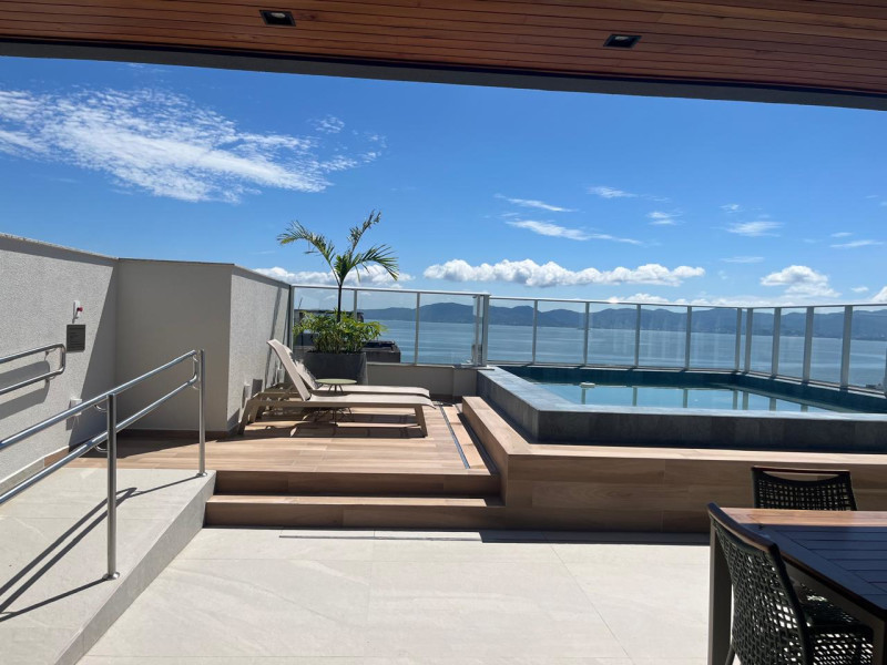 imóvel com 66m² - Barreiros - São José