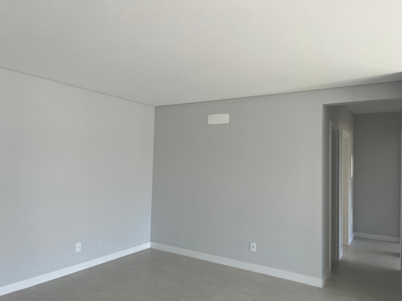 imóvel com 66m² - Barreiros - São José