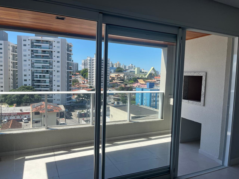 imóvel com 66m² - Barreiros - São José