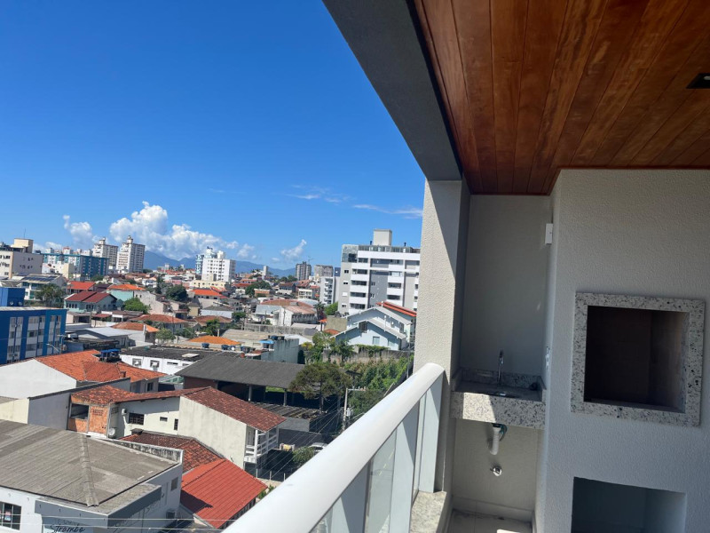 imóvel com 66m² - Barreiros - São José