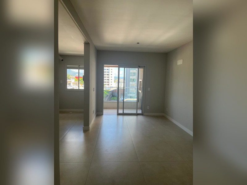 imóvel com 66m² - Barreiros - São José