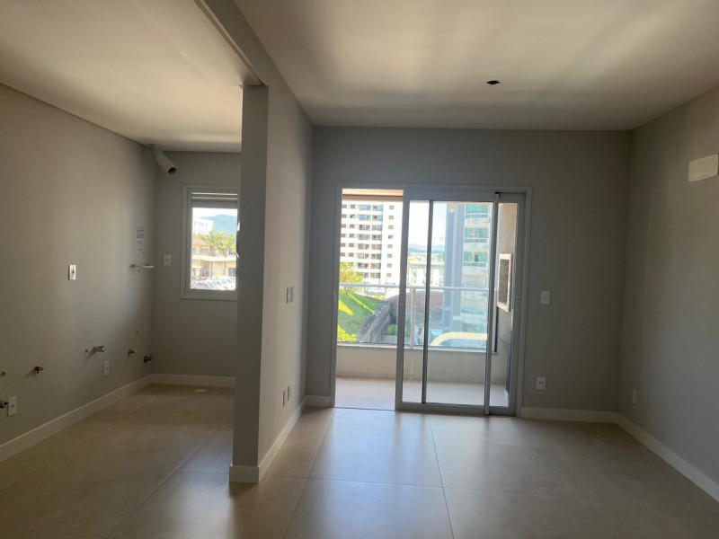 imóvel com 66m² - Barreiros - São José