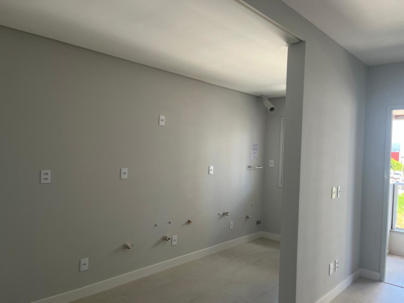imóvel com 66m² - Barreiros - São José