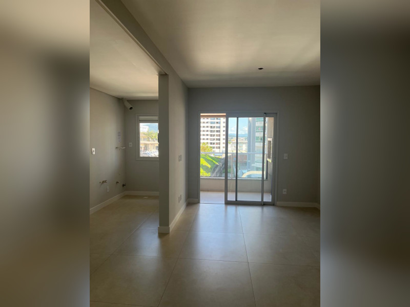 imóvel com 66m² - Barreiros - São José