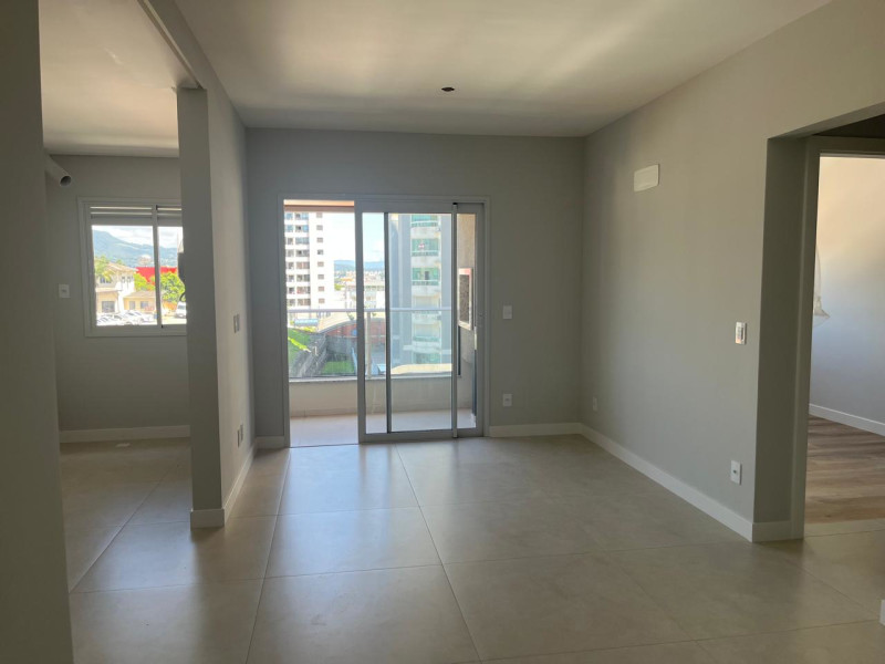 imóvel com 66m² - Barreiros - São José