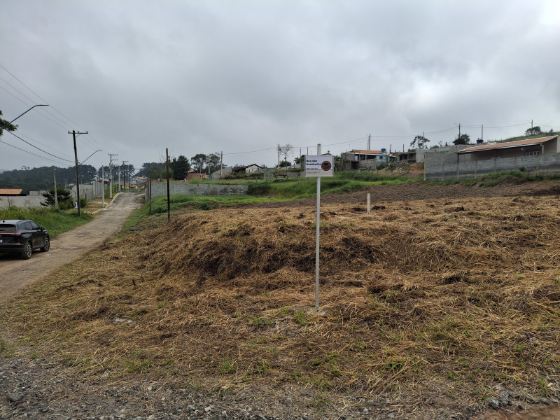 imóvel com 1000m² - Chácara Itapoã - Jacareí