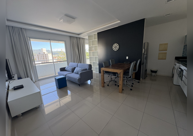 imóvel com 85m²
