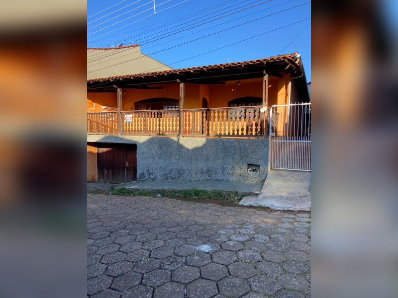 imóvel com 275m² - Centro - Cambuí