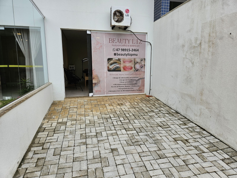 imóvel com 20m² - Centro - Barra Velha