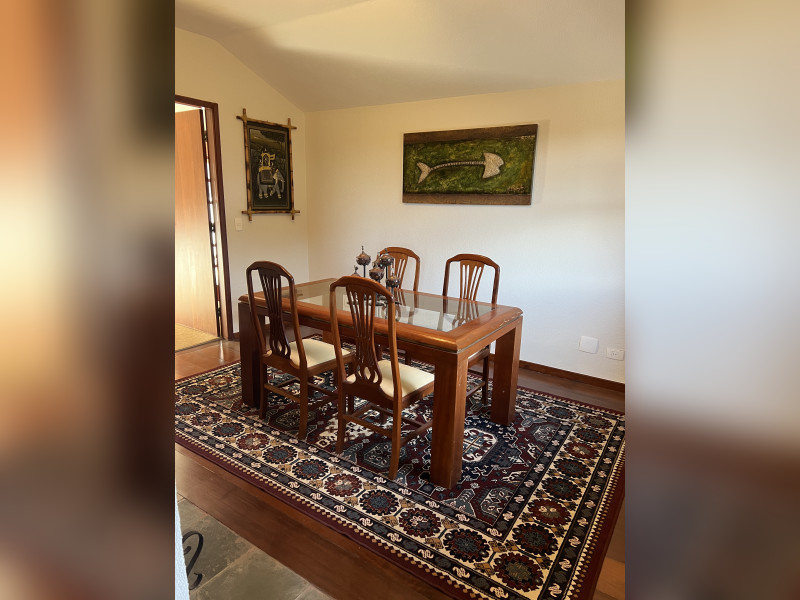 imóvel com 175m² - Vila Floresta - Campos do Jordão