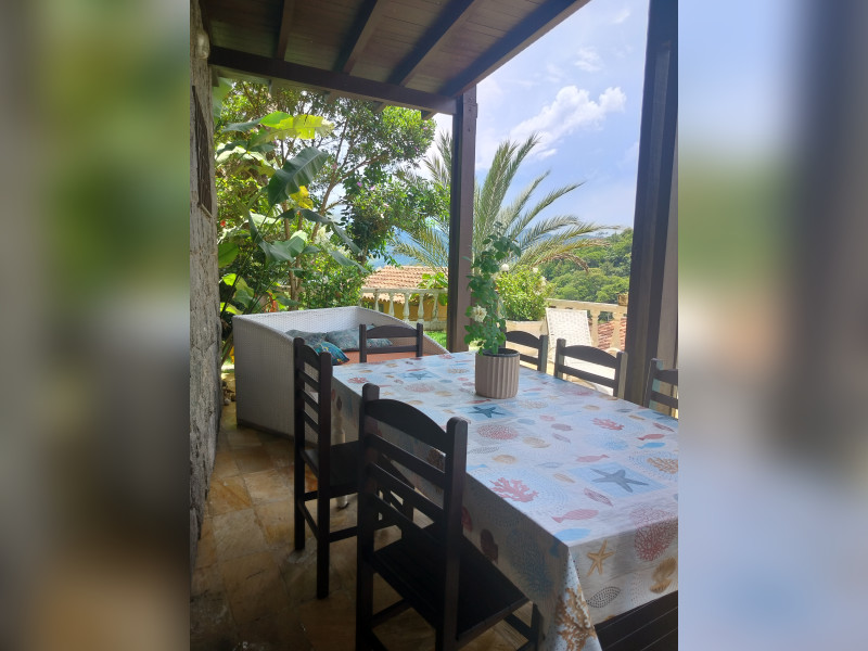 imóvel com 980m² - Ponta Leste - Angra dos Reis