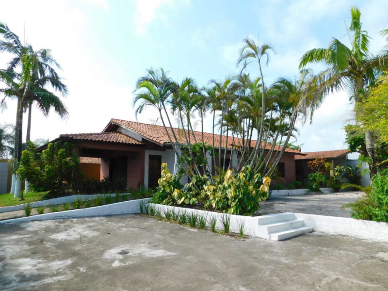 imóvel com 348m² - Estância Balnearia Convento Velho - Peruíbe