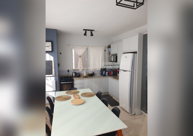 imóvel com 77m²
