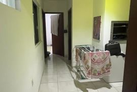 408182.jpg