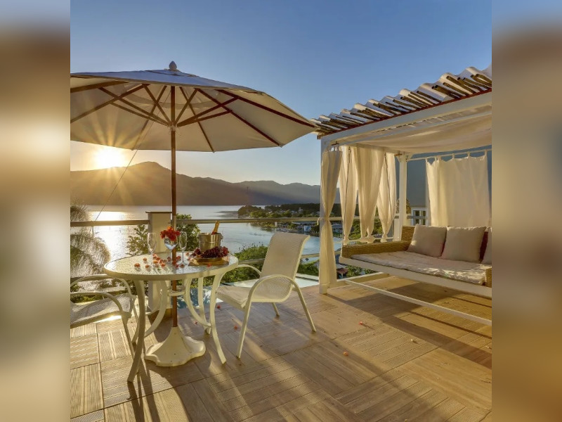 imóvel com 600m² - Barra da Lagoa - Florianópolis
