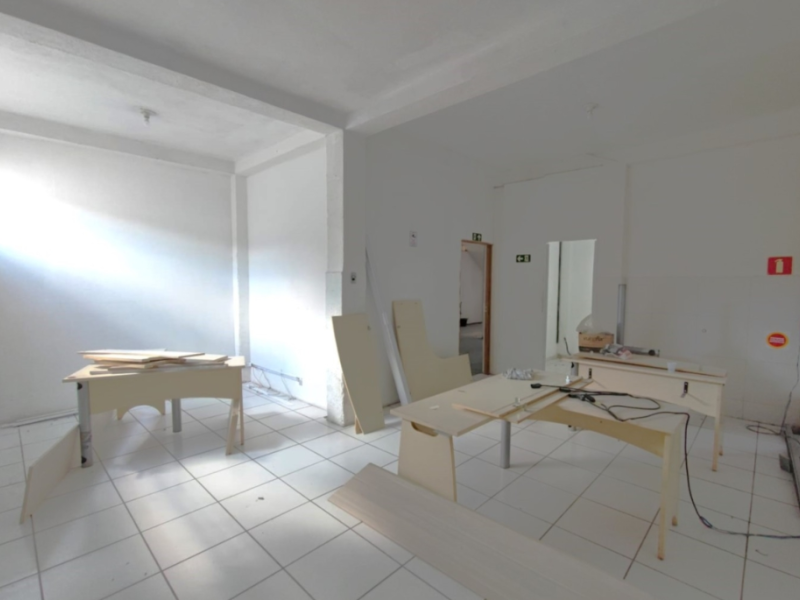 imóvel com 720m² - Fazendinha - Curitiba