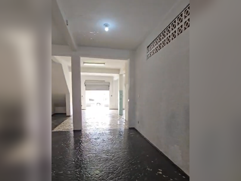 imóvel com 720m² - Fazendinha - Curitiba