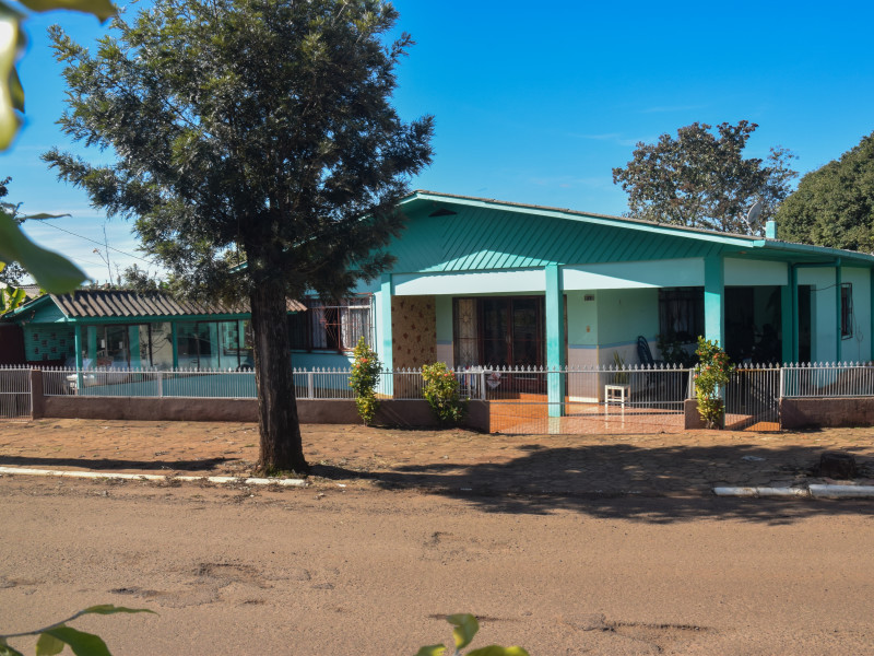 imóvel com 280m² - Centro - Capanema