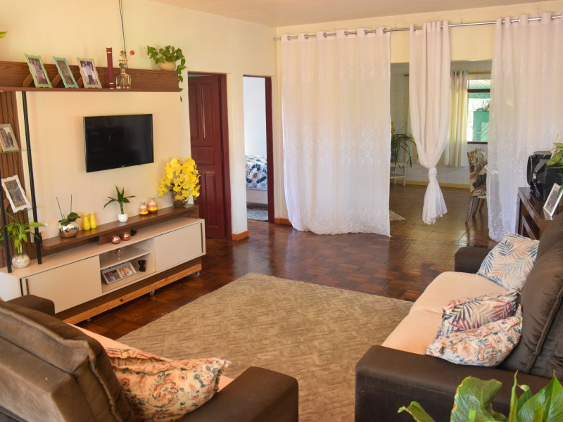 imóvel com 280m² - Centro - Capanema