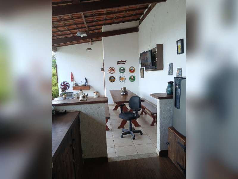 imóvel com 8000m² - Santo Antonio - São Joaquim de Bicas