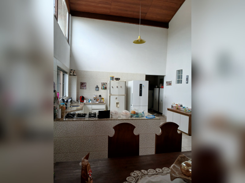 imóvel com 8000m² - Santo Antonio - São Joaquim de Bicas
