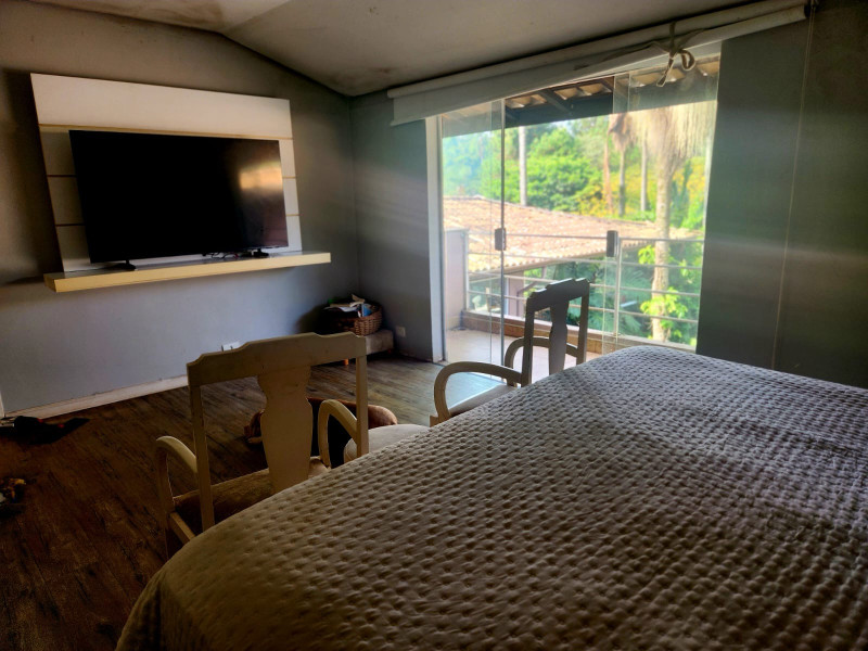 imóvel com 358m² - Granja Viana II - Cotia