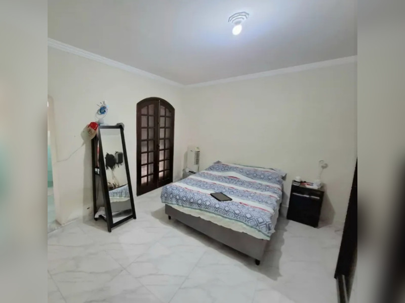 imóvel com 296m² - Vl. Acoreana - Poá