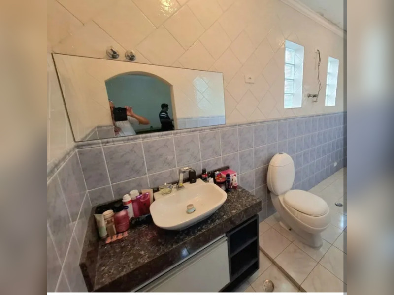 imóvel com 296m² - Vl. Acoreana - Poá
