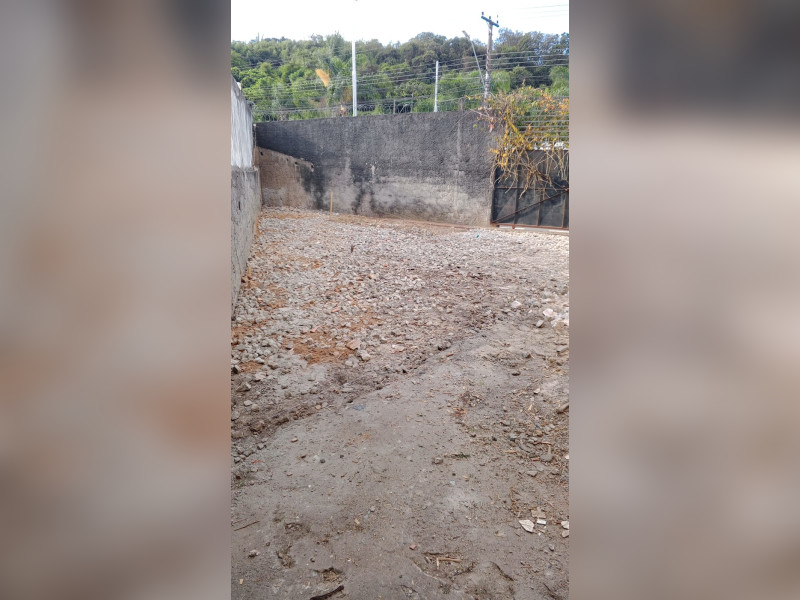 imóvel com 296m² - Vl. Acoreana - Poá
