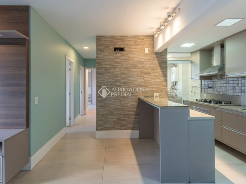 imóvel com 76m² - São Sebastião - Porto Alegre