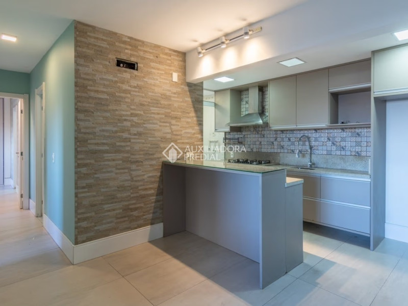 imóvel com 76m² - São Sebastião - Porto Alegre